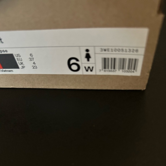 On Cloud-tilt women’s flame eclipse size 6 - Picture 7 of 7